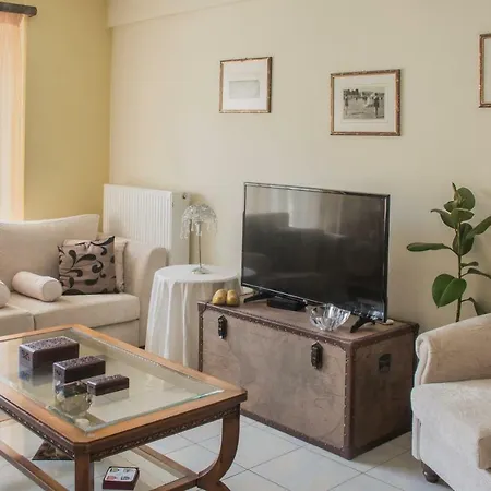 Artemis Apartment *